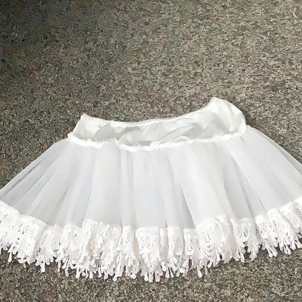 Xl white petticoat